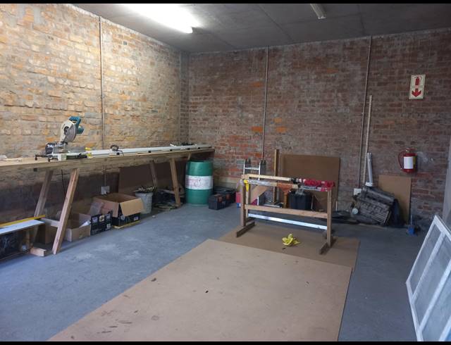 80M² WAREHOUSE TO LET IN MAITLAND